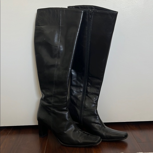 Italian Genuine Leather Boots - Picture 3 of 5
